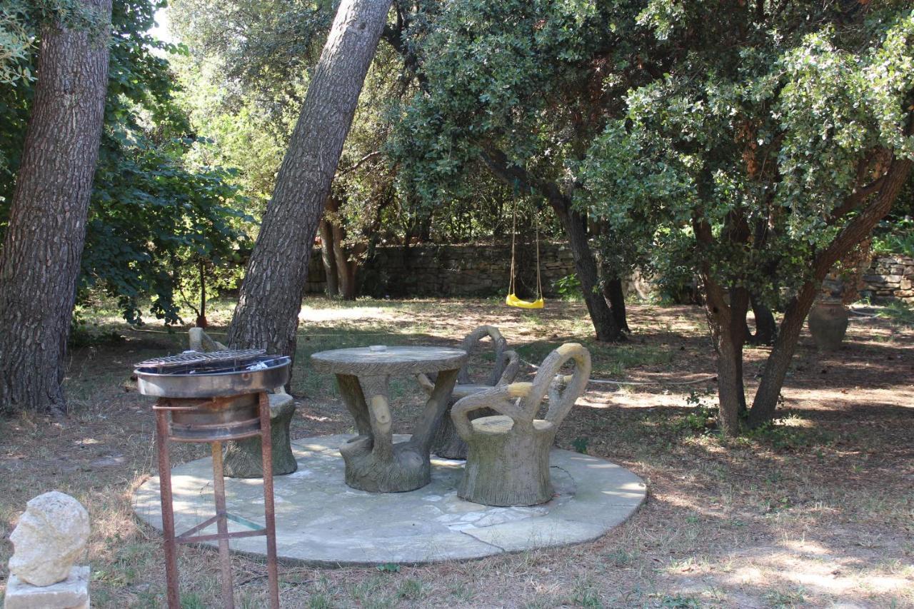 Le Mas De Lucien Entre Arles, Nimes, Avignon. Beaucaire  Kültér fotó