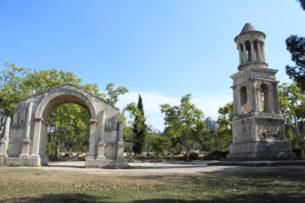 Le Mas De Lucien Entre Arles, Nimes, Avignon. Beaucaire  Kültér fotó